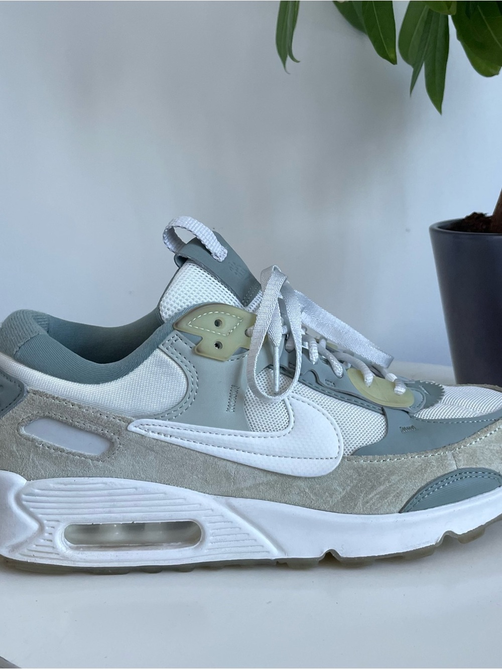 Women Size 8.5 Nike Air Max 90 Futura Mint Gray Green Shoes